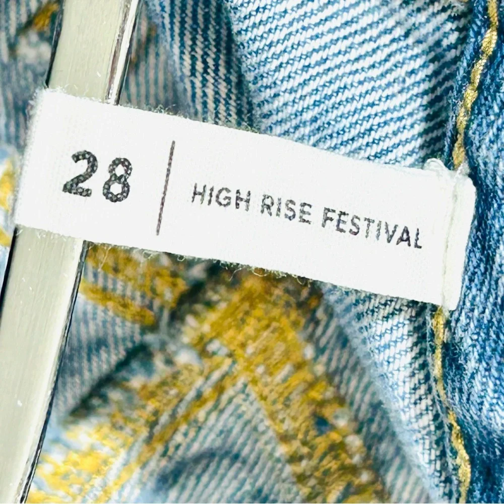 Pacsun jean shorts High Rise Festival jean shorts 100% cotton women Size 28
